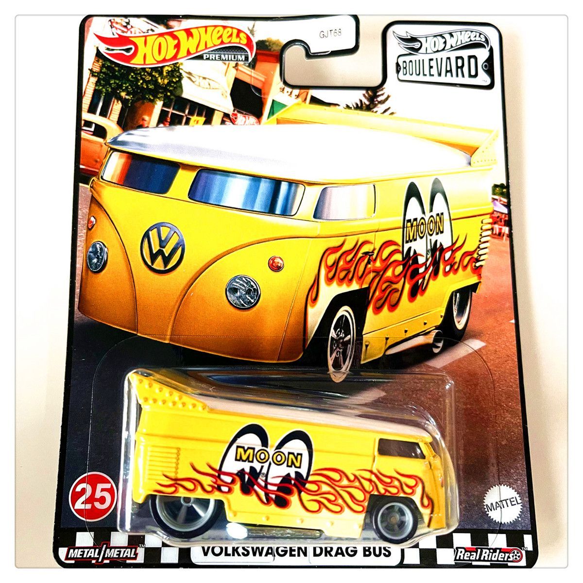 Hot Wheels Car Model Boulevard - Mattel Collectible & Vintage Dolls review and price